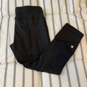 Black lulu lemon leggings only worn once